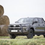 Te cechy dakarowej Toyoty Hilux robią wrażenie