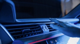 Dezynfekcja klimatyzacji w warsztacie - na co zwrócić uwagę? Motoryzacja, LIFESTYLE - Warto wiedzieć, że skuteczna dezynfekcja układu chłodzenia możliwa jest jedynie w profesjonalnym warsztacie.