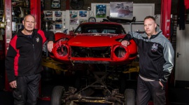 Renowacja klasycznej Toyoty 2000GT w RPA - zaglądamy do warsztatu Motoryzacja, LIFESTYLE - Na początku marca 20201 roku Toyota South Africa ogłosiła, że rozpoczęła renowację jednego z niewielu zachowanych egzemplarzy największego skarbu wśród historycznych modeli marki – sportowego coupe 2000GT.
